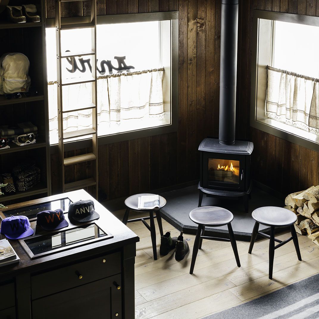 Where Wilderness Meets Refined Comfort hero image