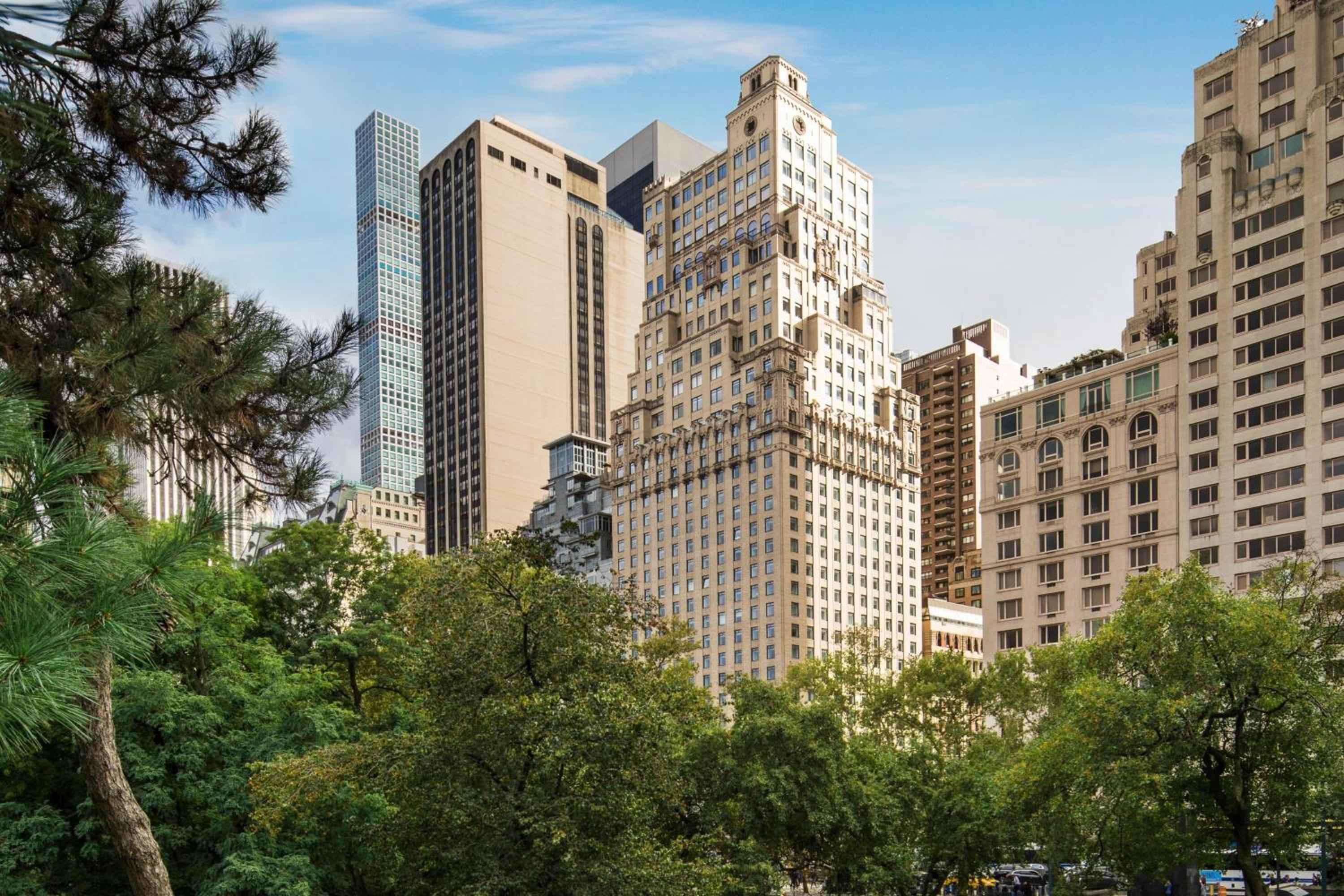 Central Park Views, Iconic New York Luxury hero image