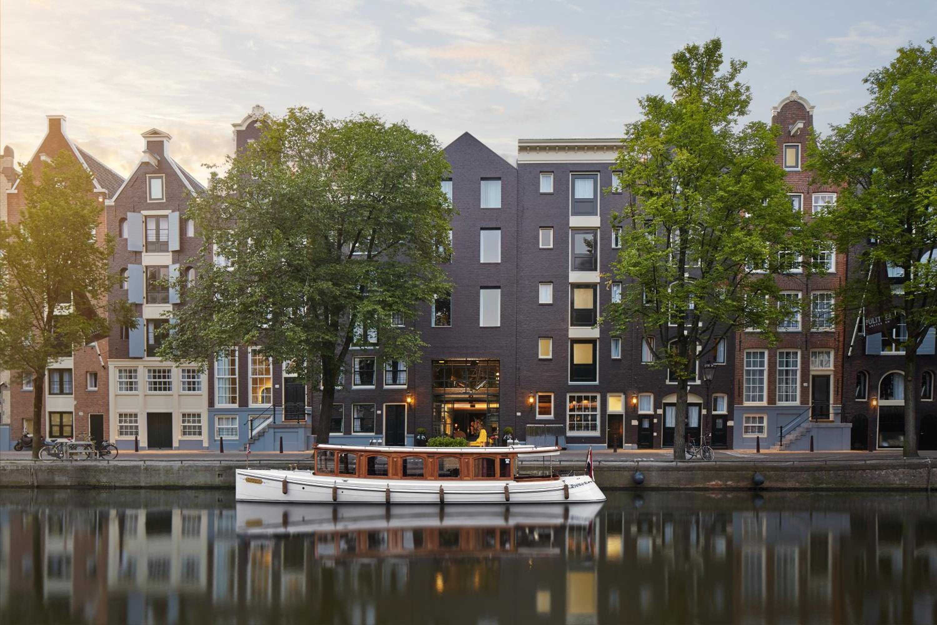 Where Dutch Elegance Meets Modern Chic hero image