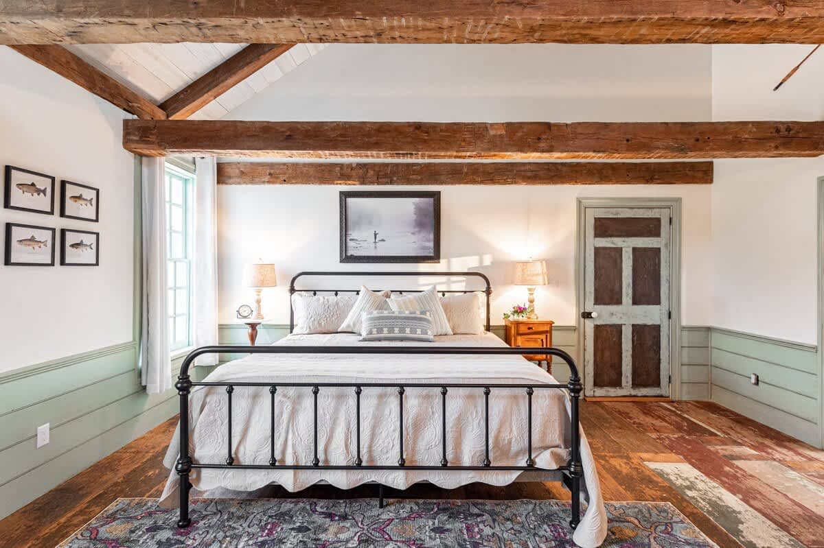 Embrace Timeless Elegance in Historic Waco hero image