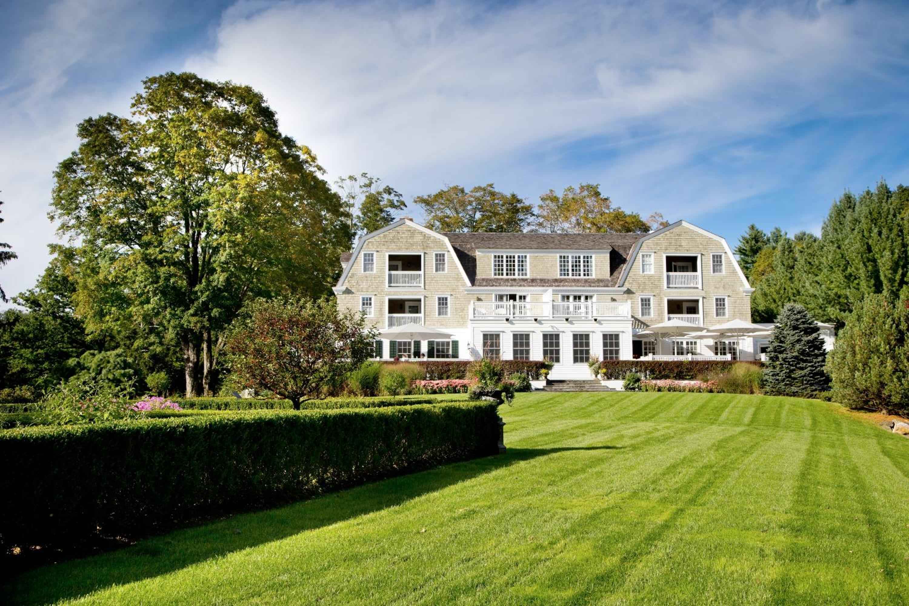 Escape to Serenity in Connecticut’s Charm hero image
