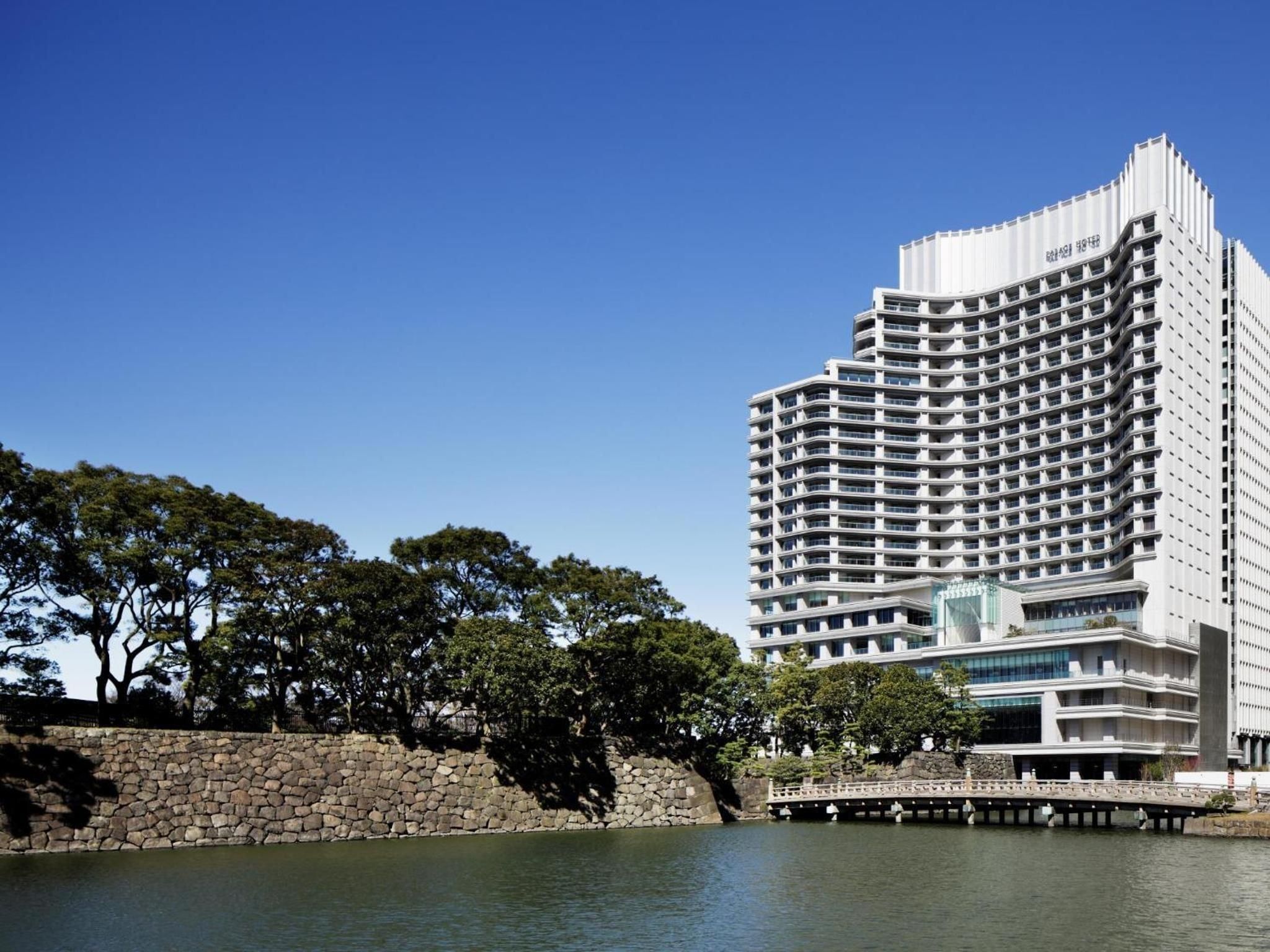 Elegance Unveiled in the Heart of Tokyo hero image