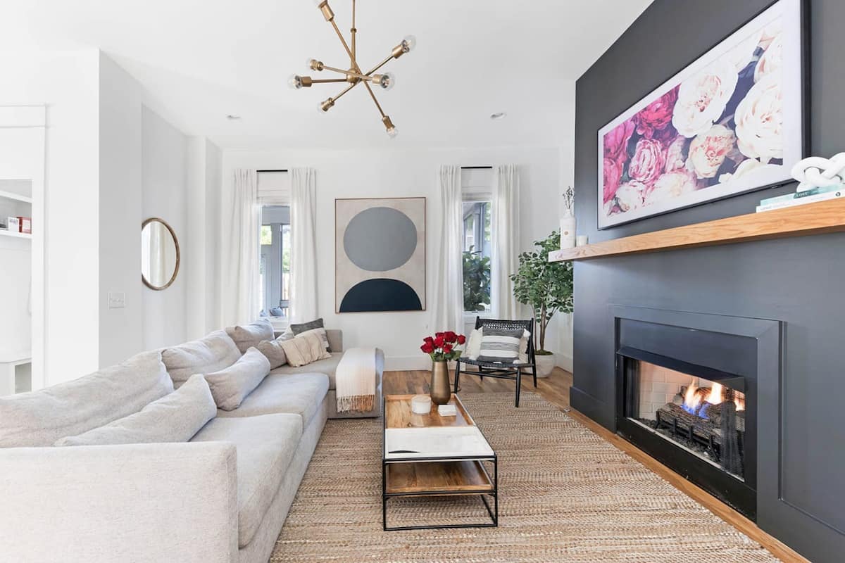 Southern Charm Meets Urban Excitement hero image