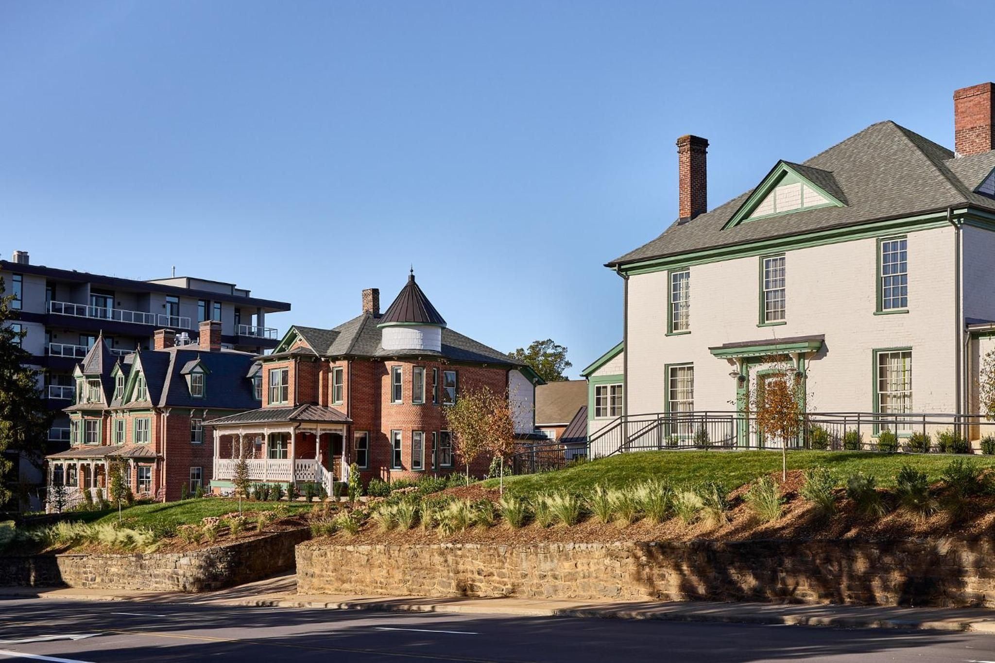 Elegance Amidst Asheville’s Enchantment hero image
