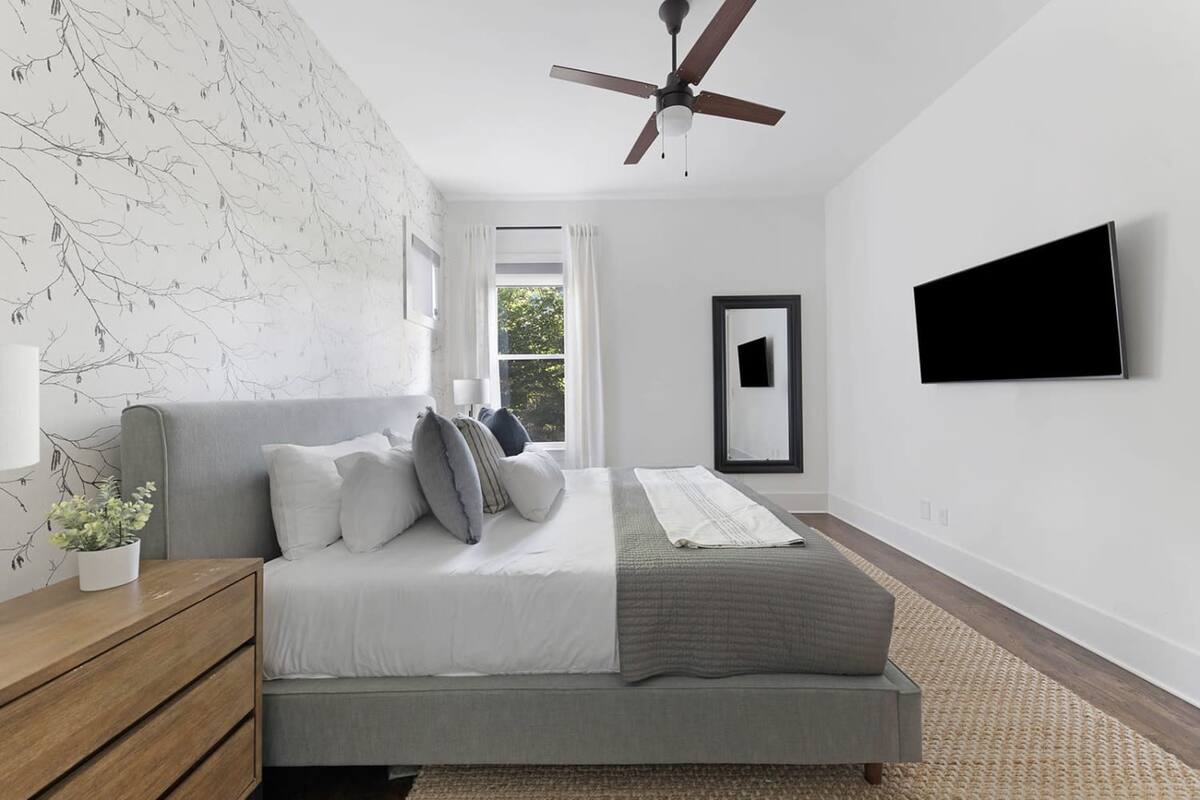 Where Southern Charm Meets Urban Elegance hero image