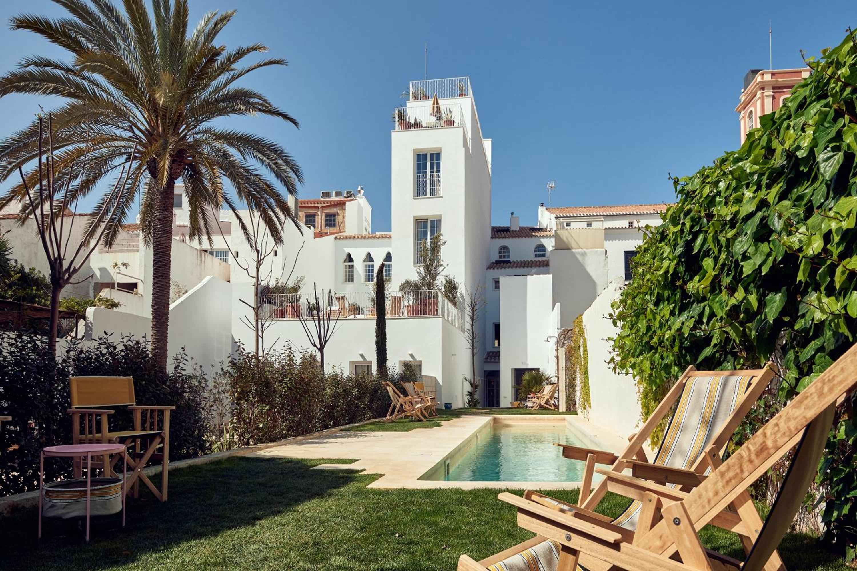 Cristine Bedfor Mahon Boutique Hotel hero image
