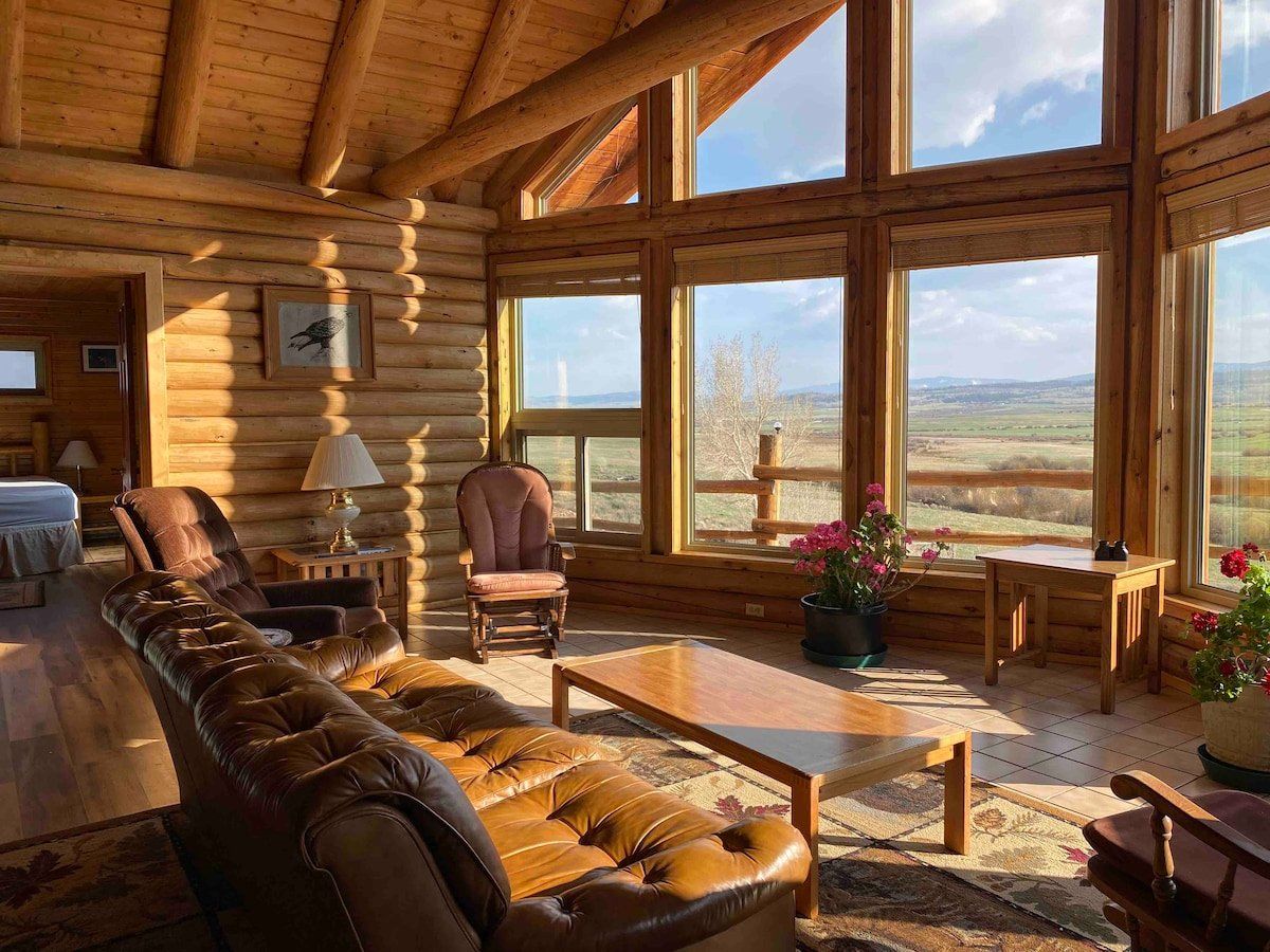An Exclusive Mountain Retreat Surrounded by Nature hero image