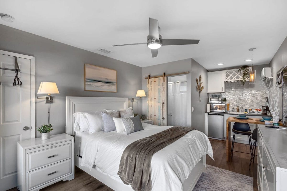 A Breathtaking Studio That Redefines Upscale Living hero image