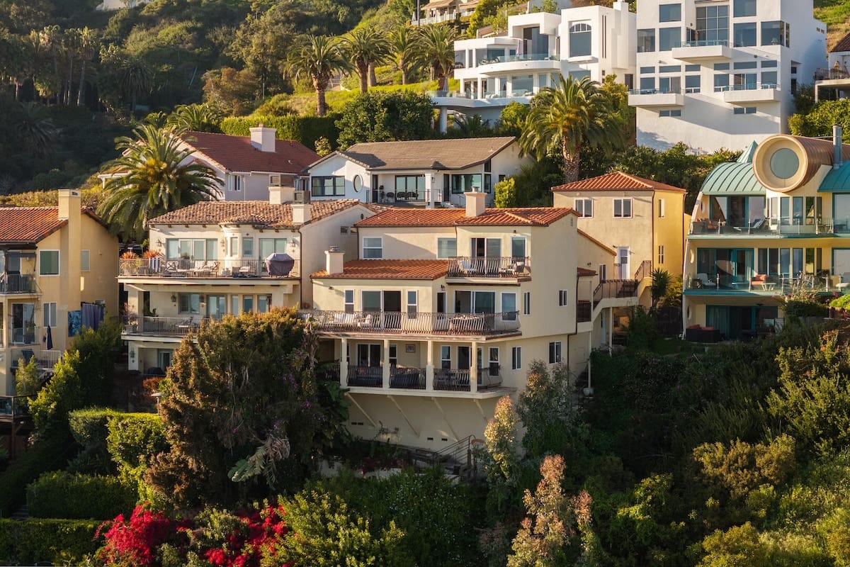 Oceanfront Majesty, Coastal Elegance. hero image