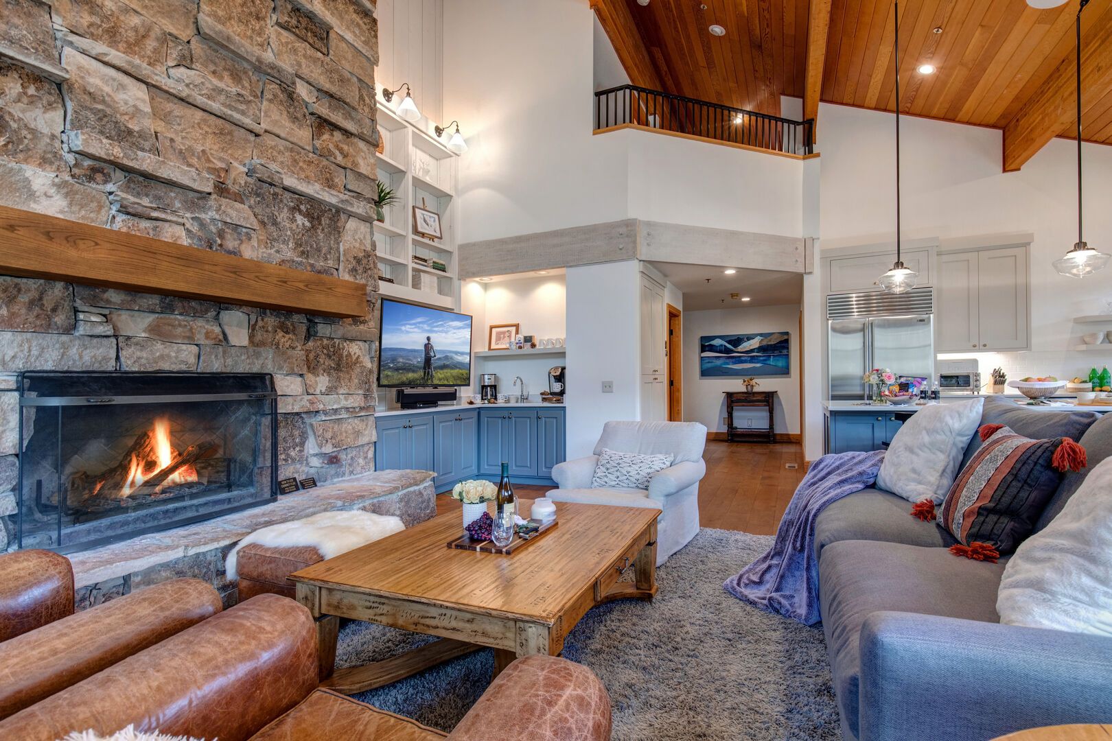 Rustic Style and Contemporary Charm hero image