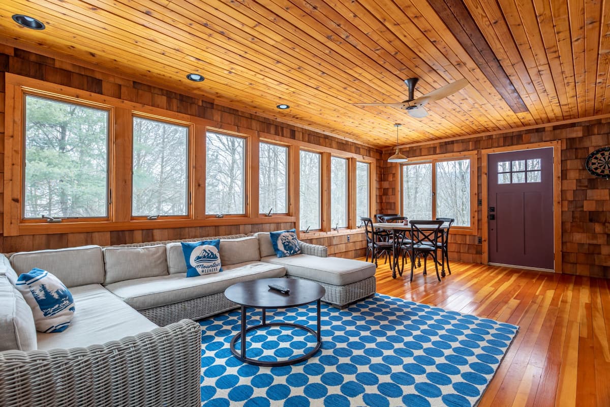 A dreamy retreat where adventure meets relaxation hero image