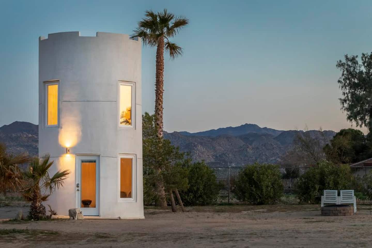 An enchanting escape to Joshua Tree’s rugged beauty hero image