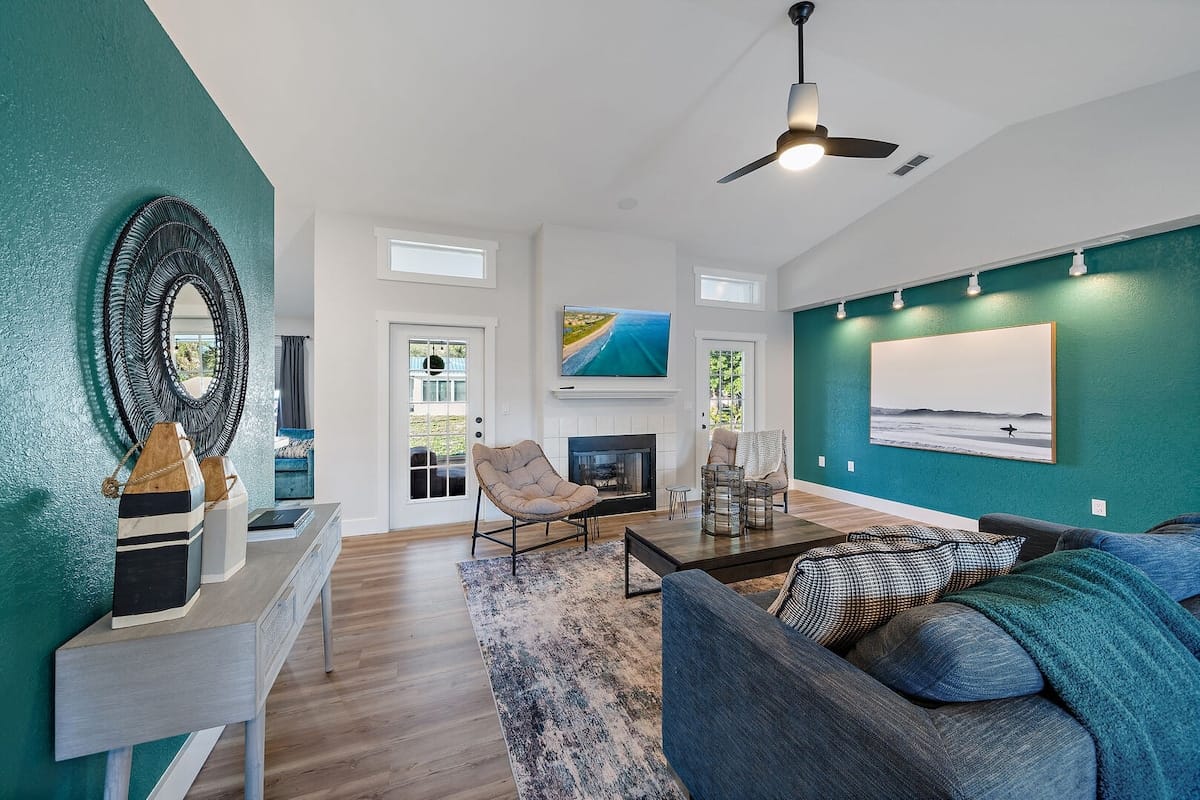 Escape to Your Sarasota Seaside Haven hero image