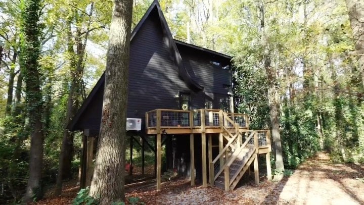 Instagram post 10325