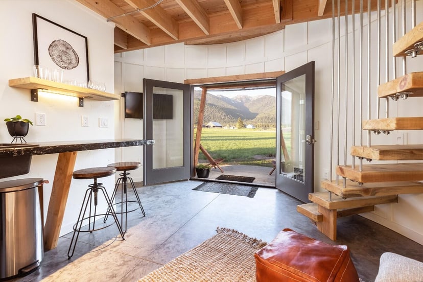 Image 3 of Clark Farm Silos - 5 Silo Mountain View Retreat