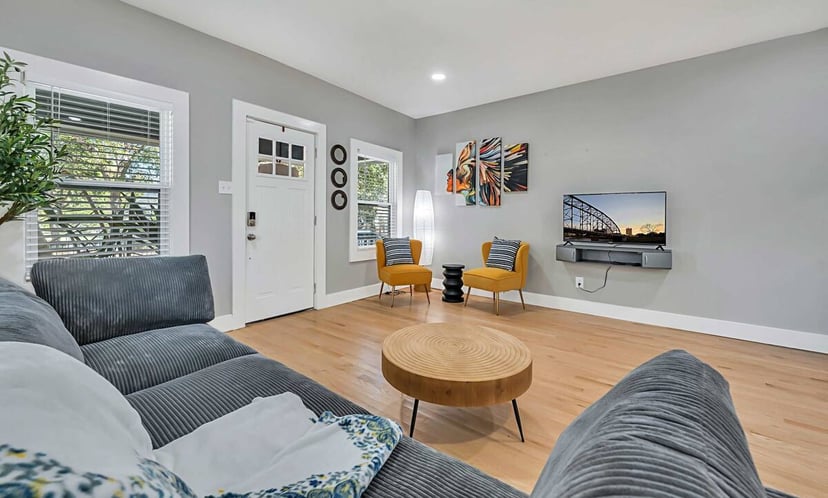 Image 3 of New! Maple Mansion on Tenth