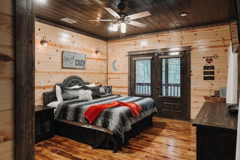 Image 4 of Creek Nest Cabin | Hot Tub, Firepit & Lake Life
