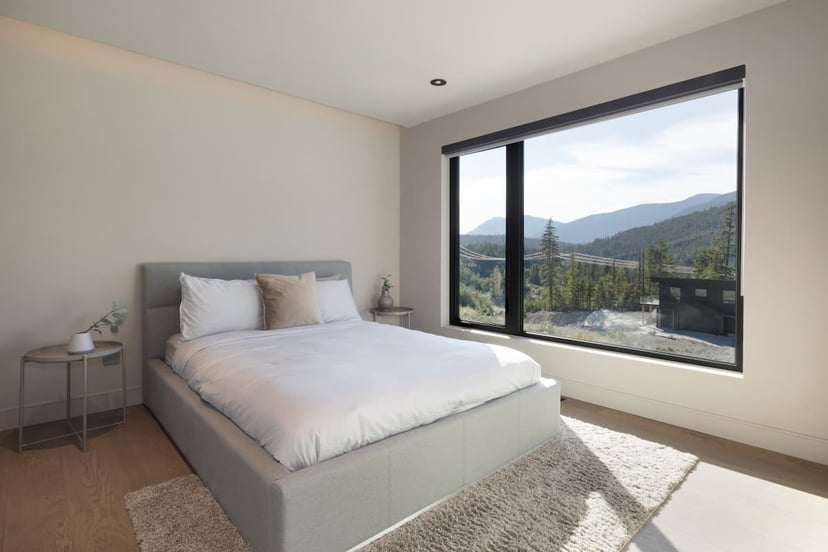 Image 2 of 7BR| Private Pool, Sauna & Breathtaking Views