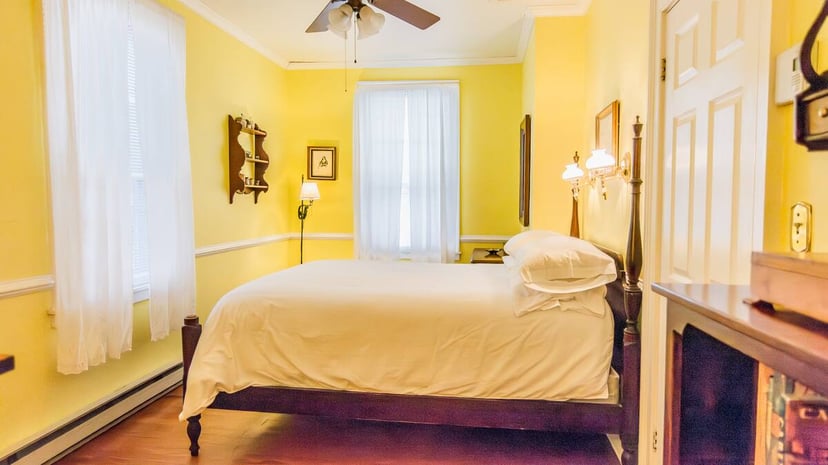 Image 6 of 3 min to the Springs | Rustic | Pet Friendly