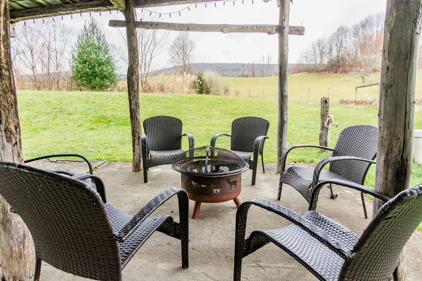 Image 6 of Spacious Rural Farmhouse Getaway w/ Peaceful Views