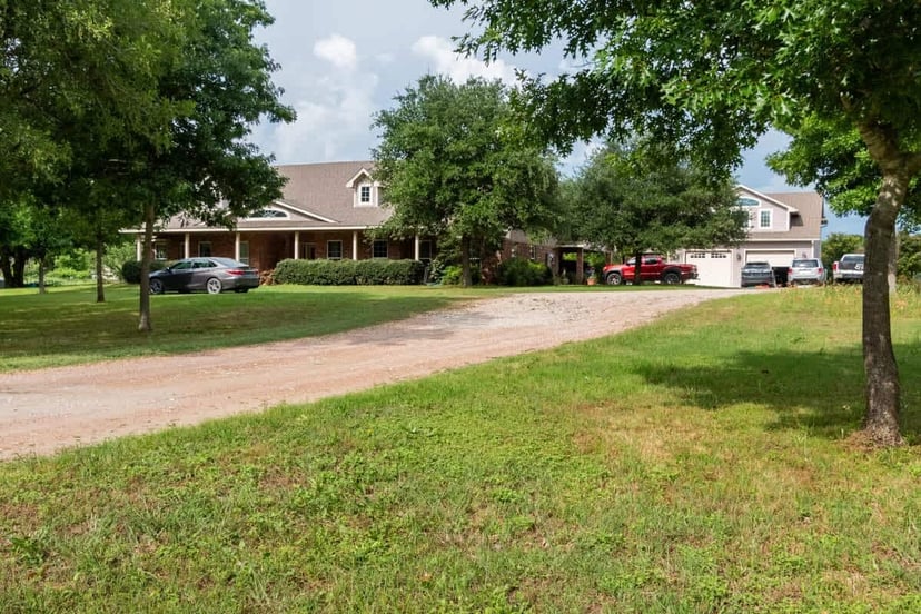 Image 8 of Hailey's Cottage on Small Farm-16 minutes to Silos