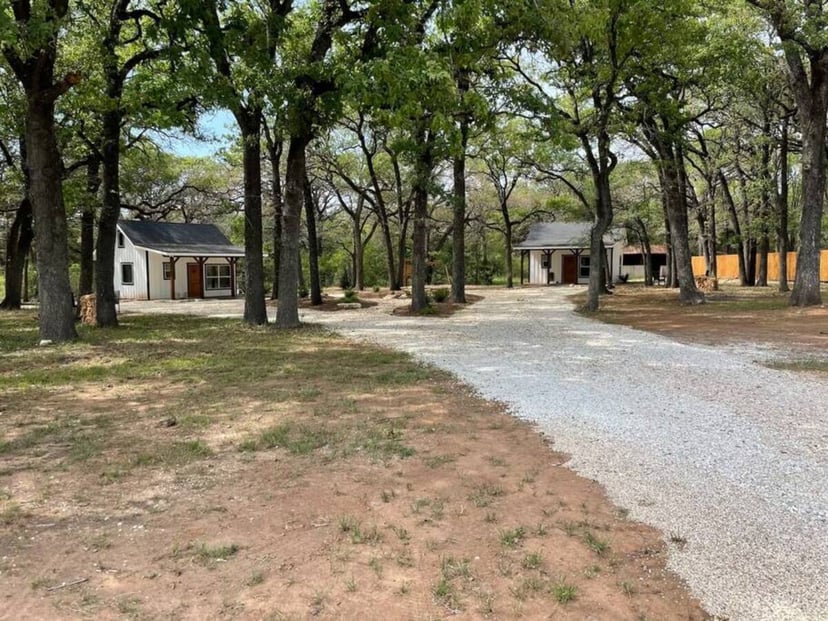 Image 11 of Plush Cabin 4 min to Homestead Heritage 18 min to