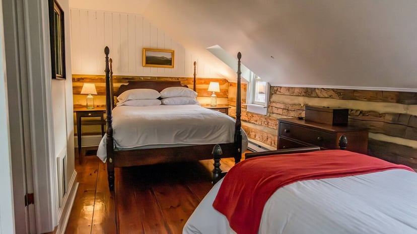 Image 11 of 3 min to the Springs | Rustic | Pet Friendly