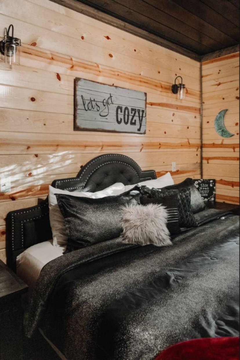 Image 7 of Creek Nest Cabin | Hot Tub, Firepit & Lake Life