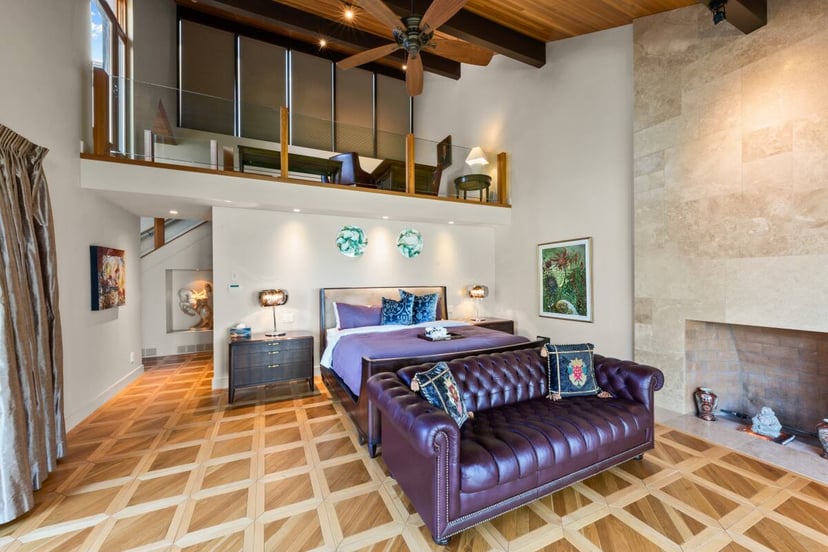 Image 14 of Okanagan Lakefront Home With Pool & Tennis Court