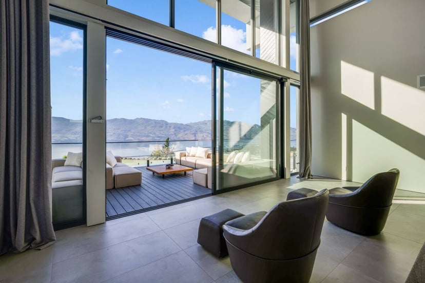 Image 8 of Lakeview Mansion w/Infinity Pool, Hot Tub / 6bed