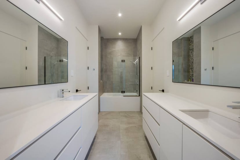 Image 9 of Lakeview Mansion w/Infinity Pool, Hot Tub / 6bed