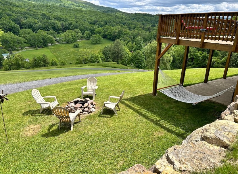 Image 19 of Hilltop Cabin w/ Stunning Views Near Homestead!