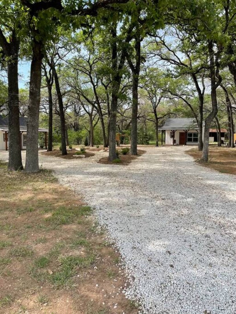 Image 18 of Plush Cabin 4 min to Homestead Heritage 18 min to