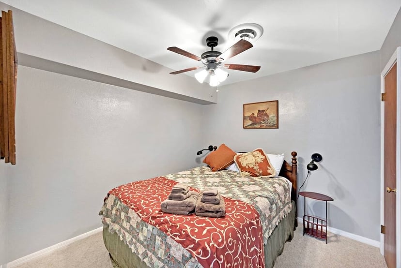 Image 14 of New! Edgewater Retreat Family Gathering Place