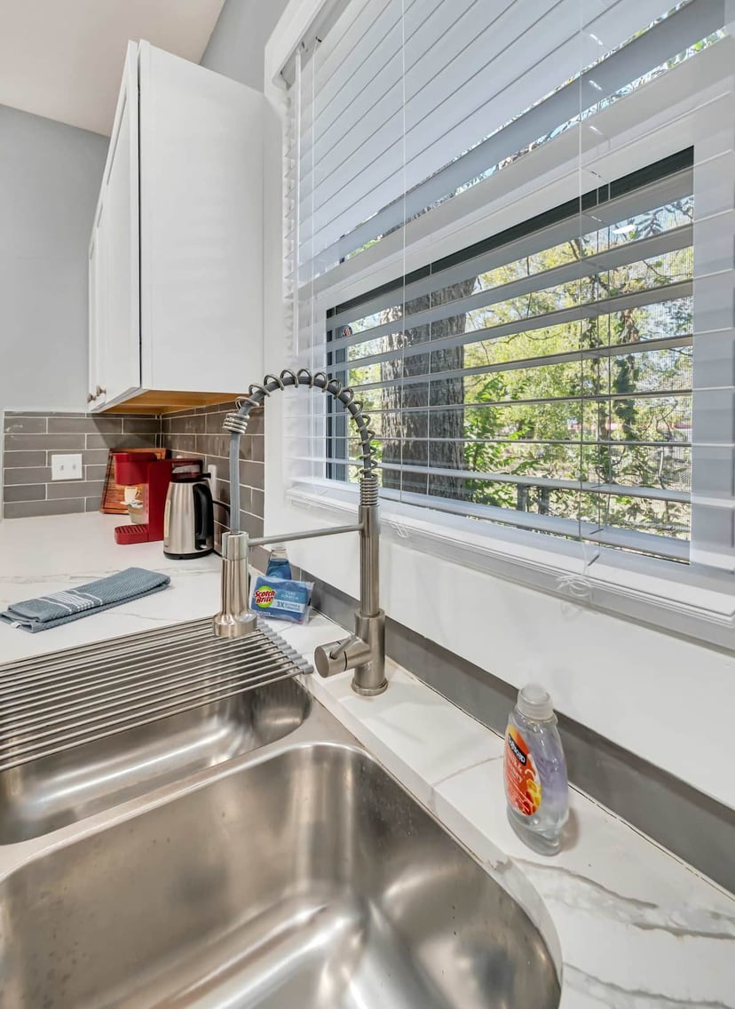 Image 18 of New! Maple Mansion on Tenth