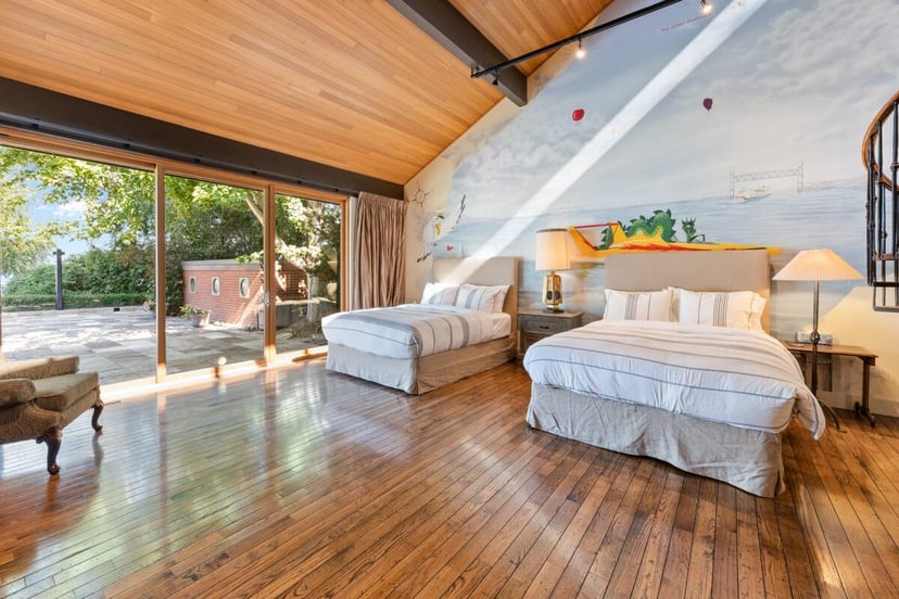 Image 38 of Okanagan Lakefront Home With Pool & Tennis Court