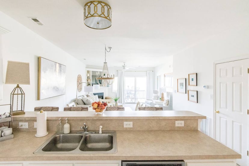 Image 17 of Lakefront Condo: 2 Free Kayaks! Hot Tub & Pools